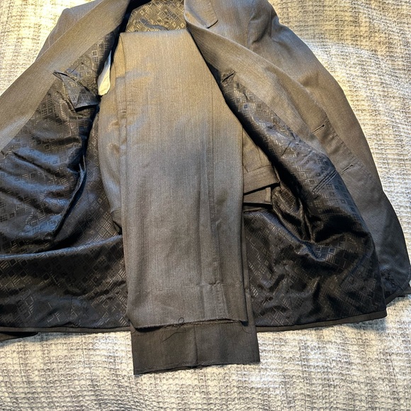 Dolce & Gabbana Two-Piece Tailored Suit - Picture 6 of 9